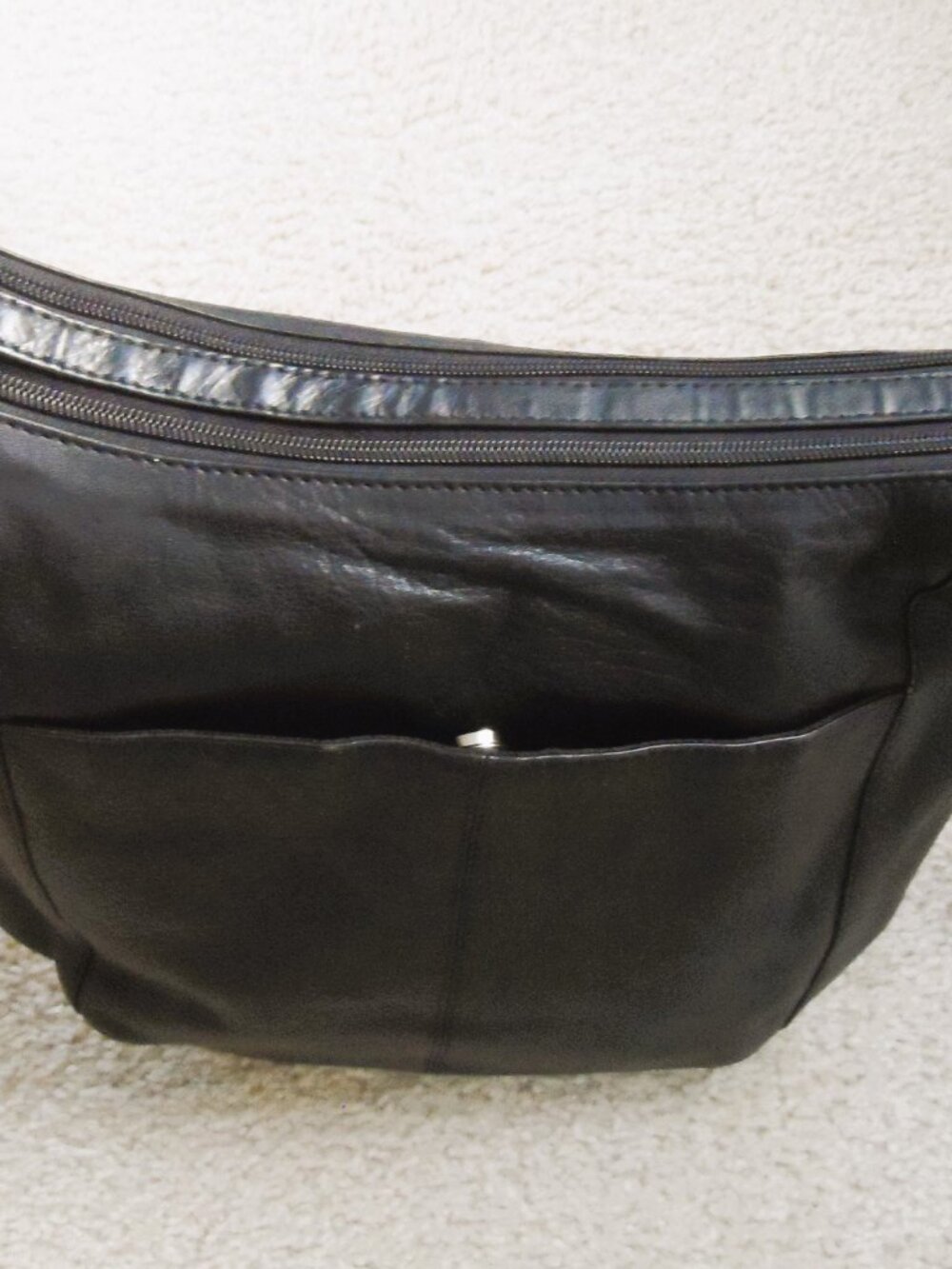 Great American Leather Works Shoulder/Crossbody Bag in Black,Made in India - Picture 10 of 16